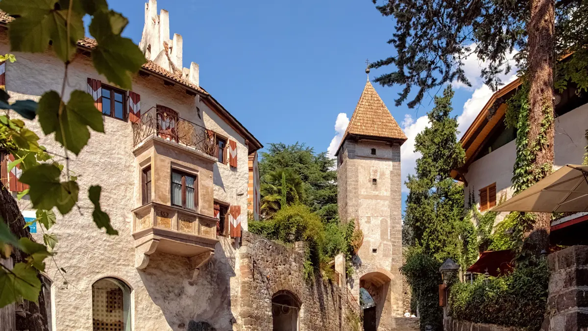 Merano, South Tyrol, Porta Passiria, Old Town Wall Gate