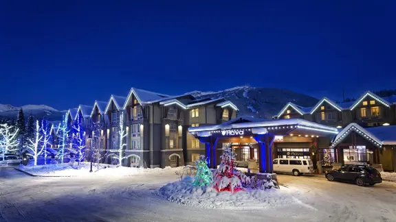 Hotel Aava Whistler Exterior