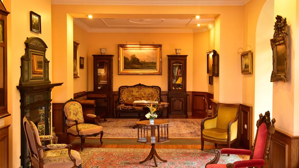 Pestana Miramar Funchal Reading Room