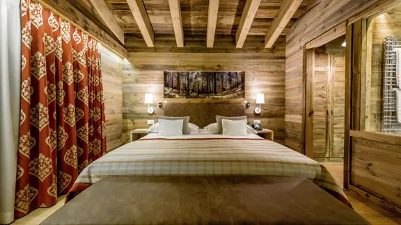 Alpine room