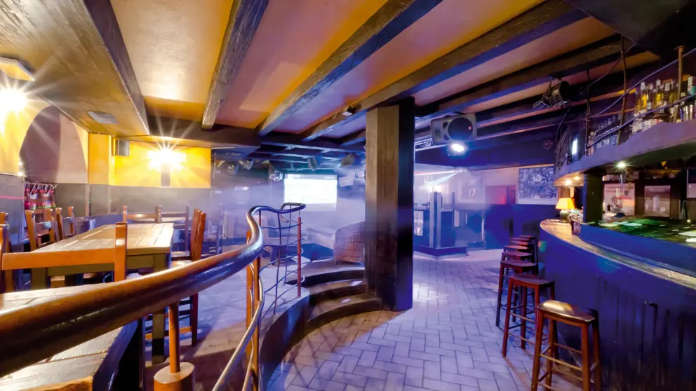Hotel Dolomiti, Canazei, Kaiserkellar Bar (Cellar Bar)