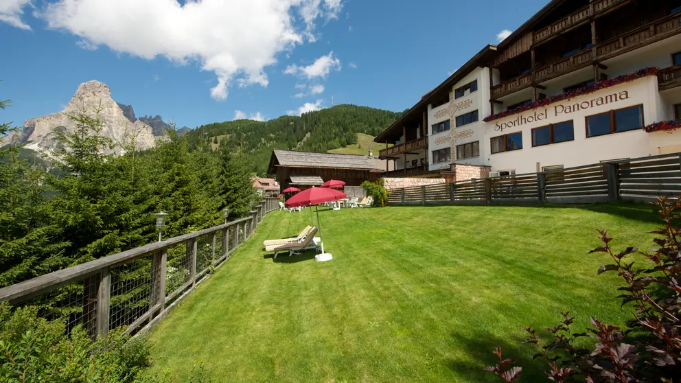 Italy, Dolomites, Corvara, Sporthotel Panorama, Garden