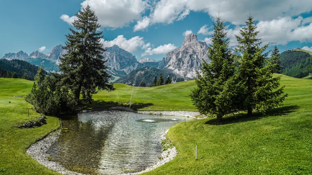 Golfing Corvara