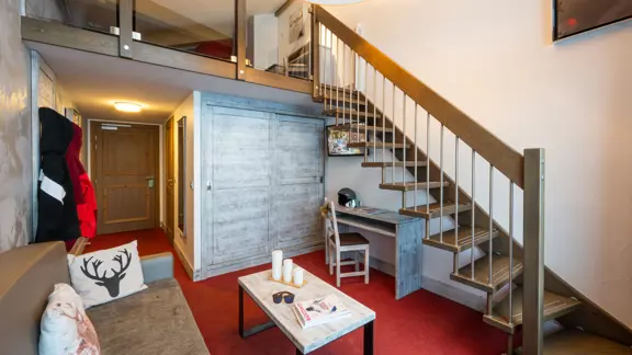 Mezzanine rooms