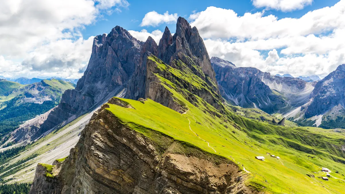 UNESCO Puez Odle Natural Park, Val Gardena, Selva, Dolomites