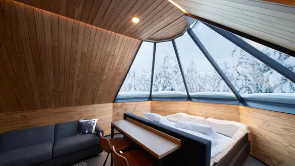 Aurora cabin