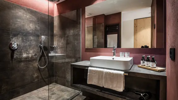 Erta Bathroom