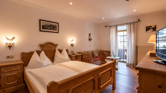 Standard H room