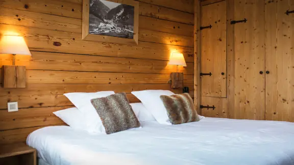 Triple bedroom