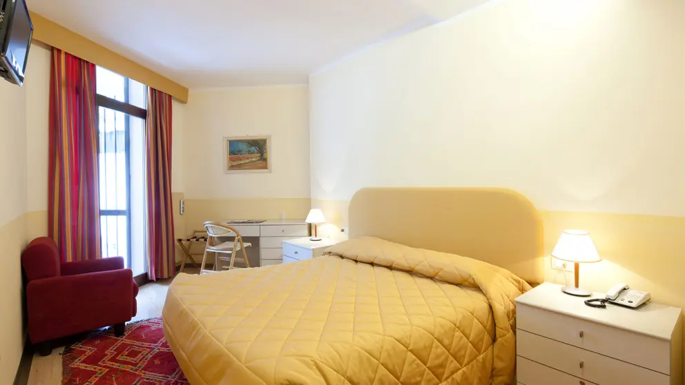 Inghams Italy Dolomites Arabba Hotel Portavescovo Bedroom