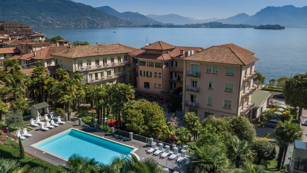Hotel Beau Rivage Lake Maggiore Pool Area