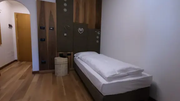 Single bedroom
