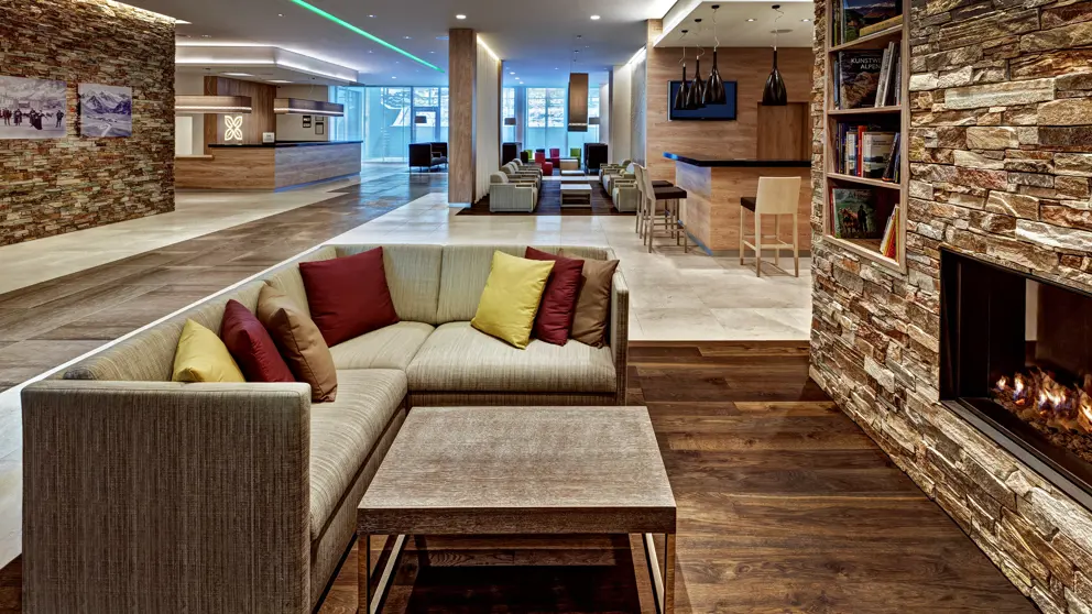 Hotel Hilton Garden Inn Davos Communal Seating