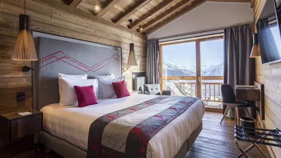 Superior bedroom