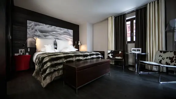 Classic bedroom