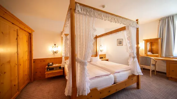 A6 room