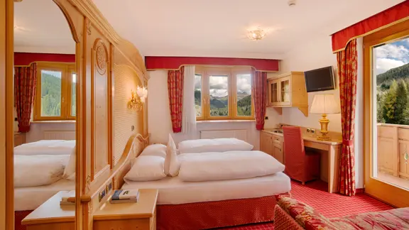Tulipano Bedroom