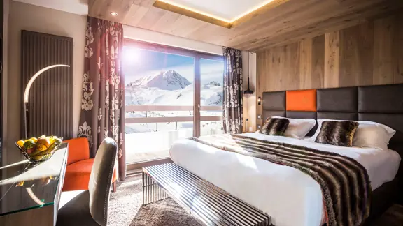 Superior bedroom