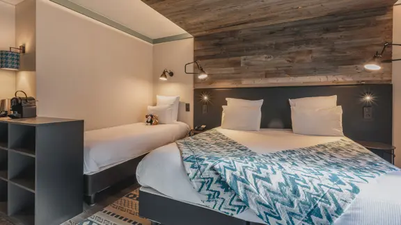 Triple bedroom