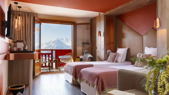 Twin Panoramic Room
