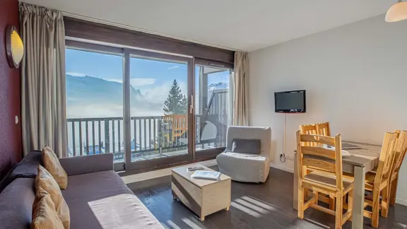Larger one bedroom apartment