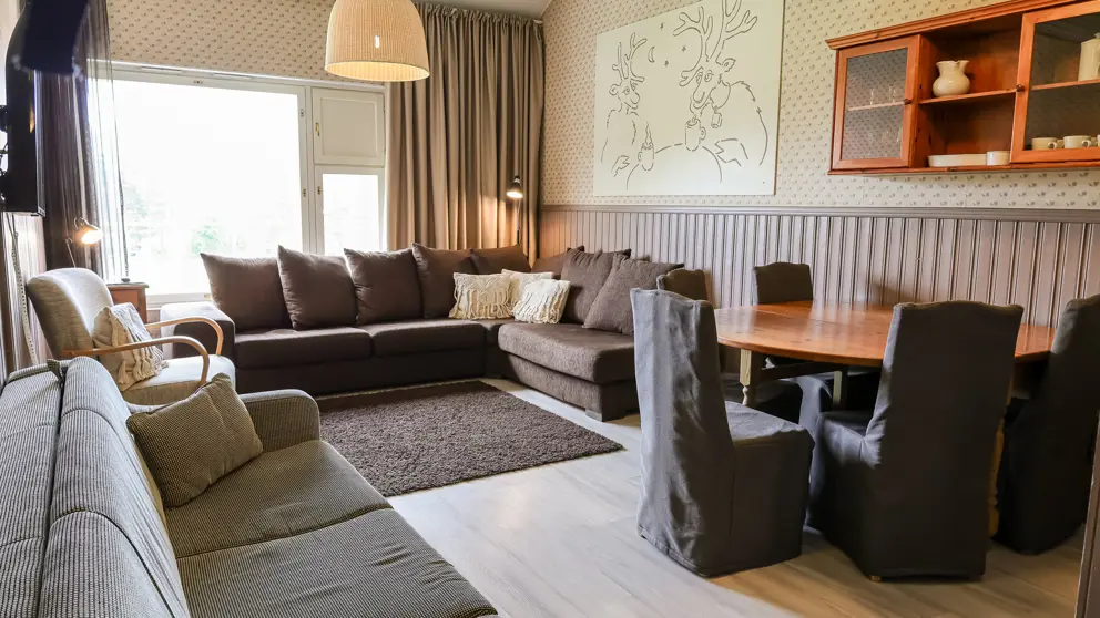 Crazy Reindeer Hotel Levi White Reindeer Room Open Plan Lounge And Dining Area