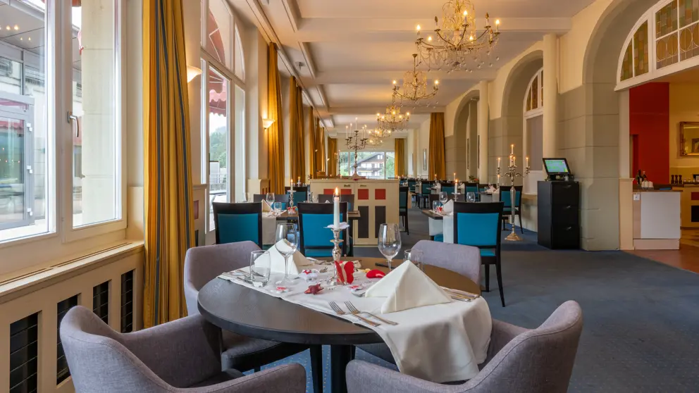Hotel Victoria Lauberhorn Wengen Dining Area