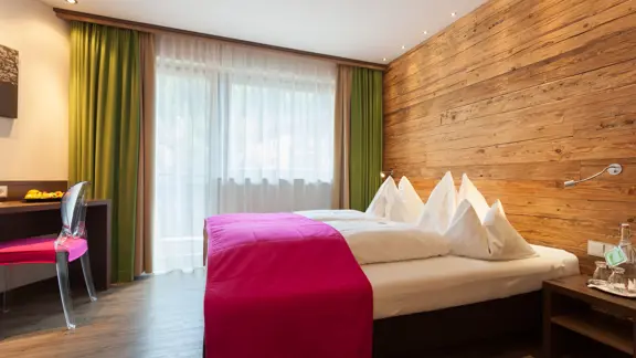 22m Kohlmais room