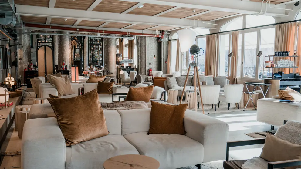 La Folie Douce Hotel Chamonix Lounge And Lobby 2