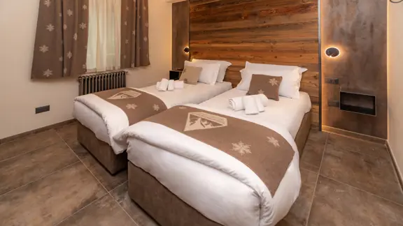 Superior bedroom 