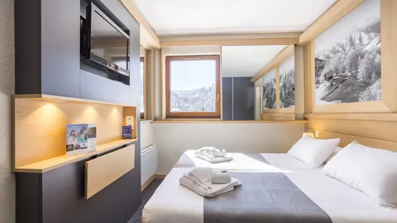 Quad Bedroom