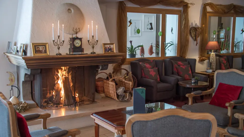 Waldhotel Doldenhorn Kandersteg Lounge Area