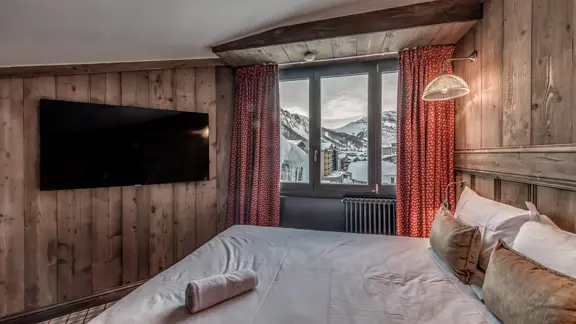 Duplex bedroom