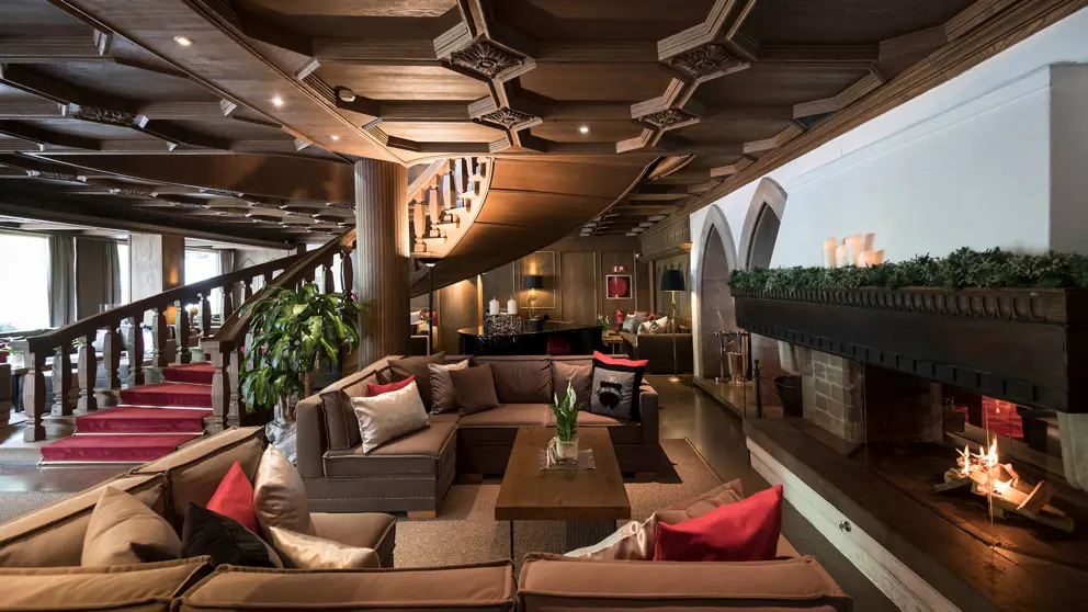 Dolomites, Selva, Hotel Aaritz, Lounge