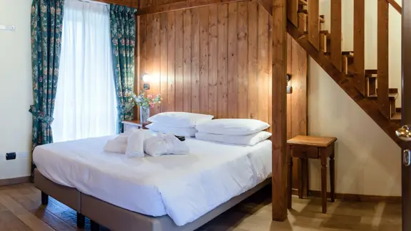 Quad bedroom