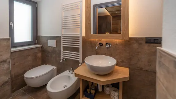 Superior bathroom