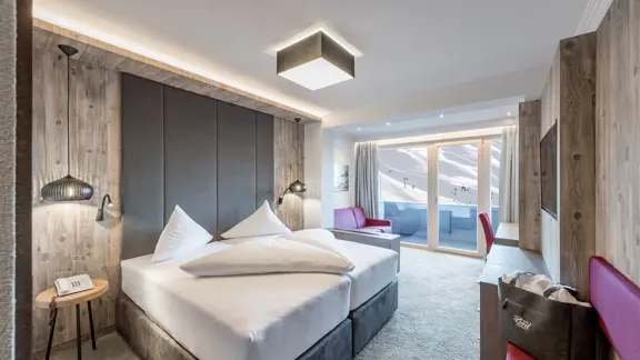 Sued room