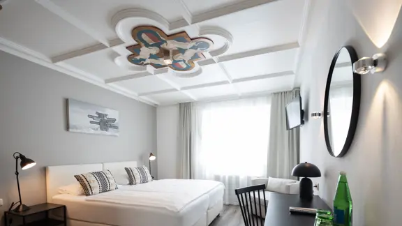 Economy room