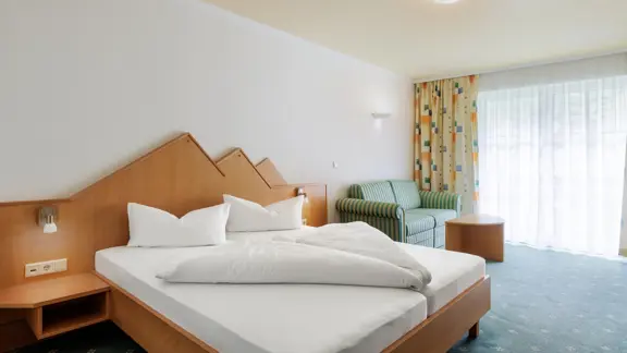 Alpenrose room