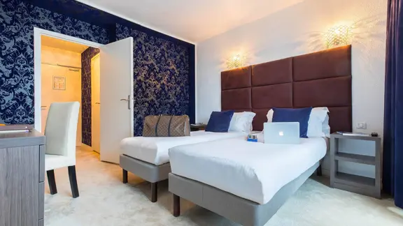 Standard twin bedroom 