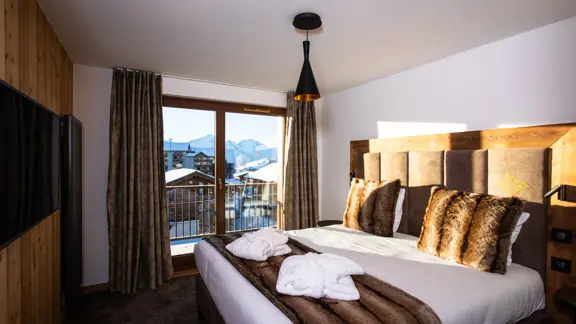 Mezzanine Suite