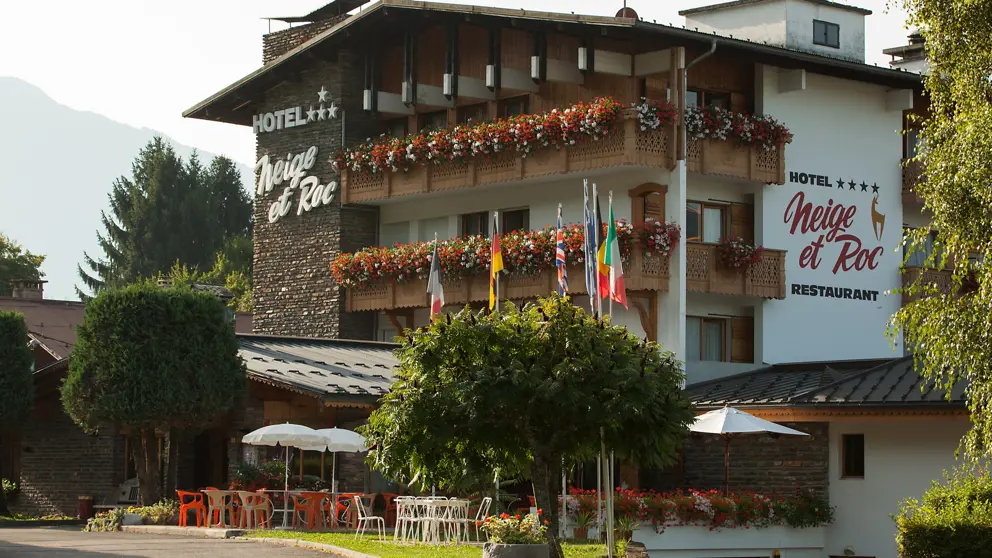 Hotel Neige Et Roc Samoens Hotel Exterior 2