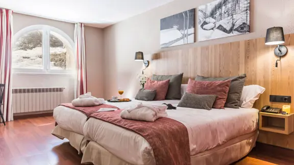 Quad bedroom