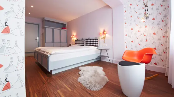 F3 standard room