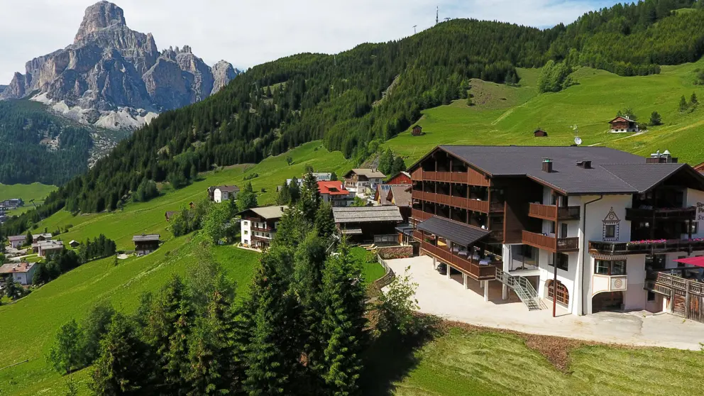 Sporthotel Panorama, Corvara, Dolomites, Hotel Exterior