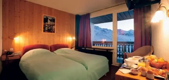 Twin Bedroom