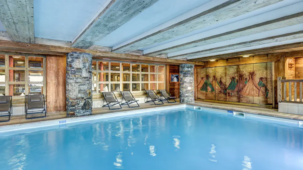 Roselend Apartments Les Arcs Indoor Pool 2
