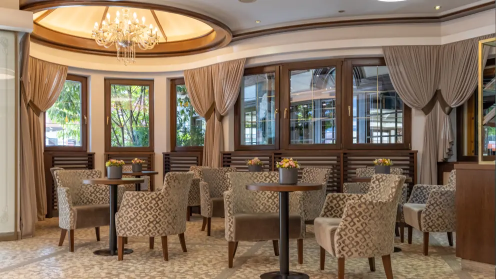 Sporthotel Strass Mayrhofen Lobby