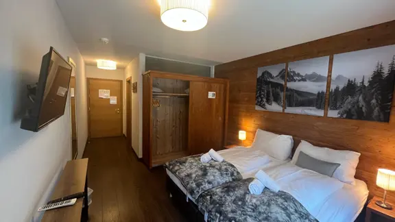 Room 2