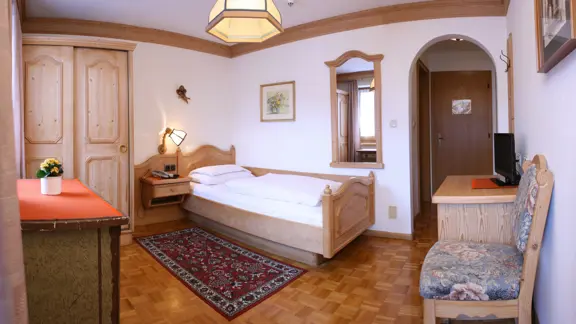 Single Bedroom